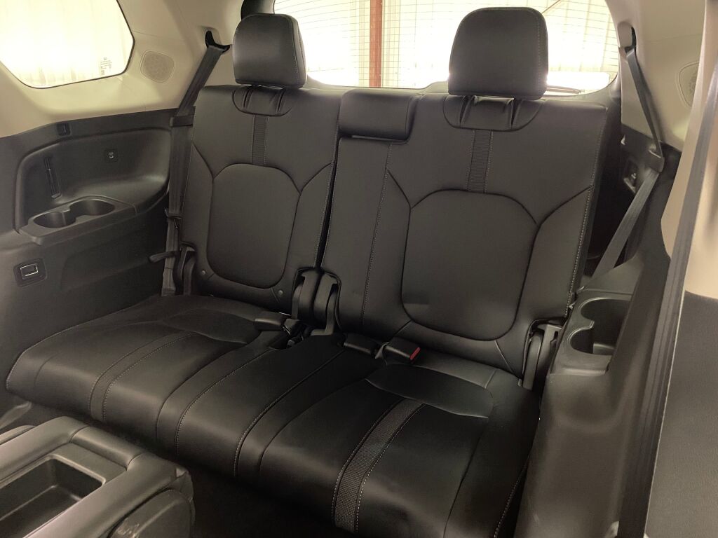 2024 Honda Pilot Touring Crystal Black Pearl at Honda North