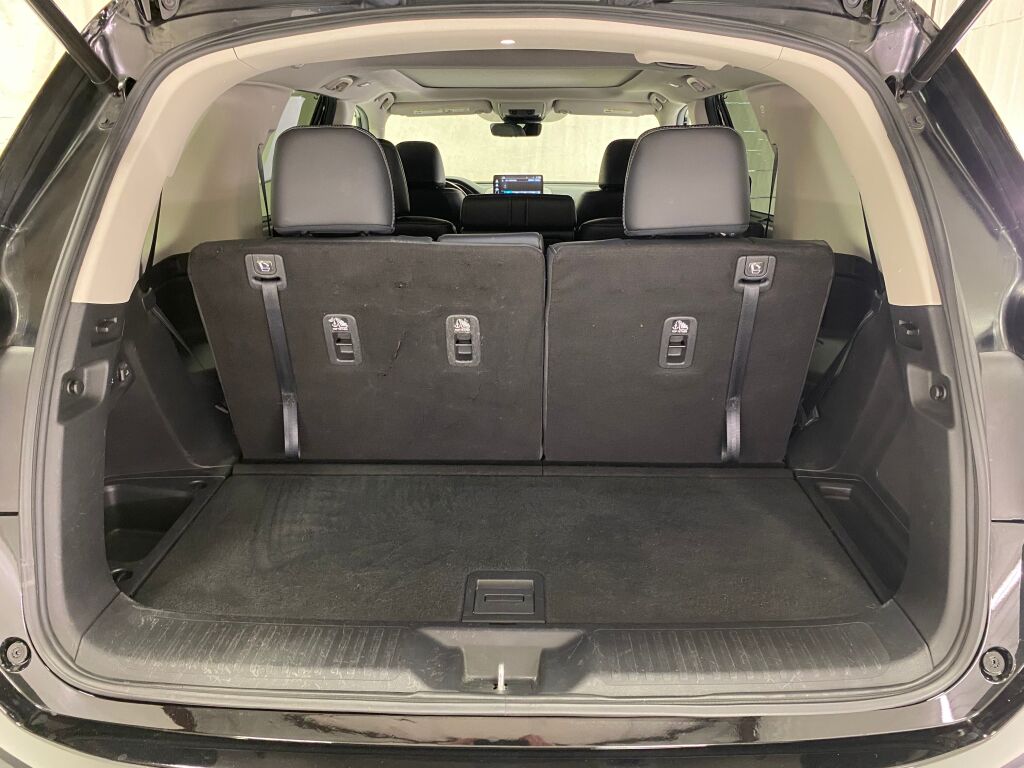 2024 Honda Pilot Touring Crystal Black Pearl at Honda North