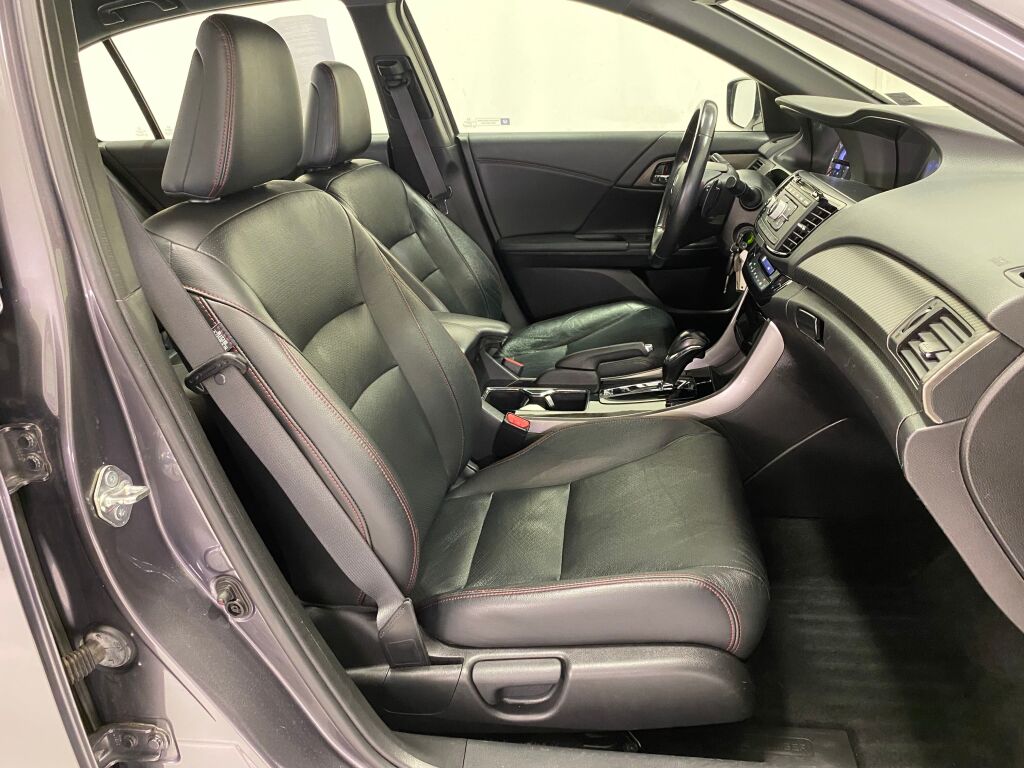 2017 Honda Accord Sport Special Edition Modern Steel Metallic at Honda North
