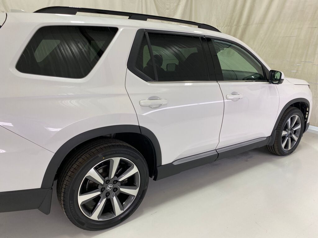 2024 Honda Pilot Elite Platinum White Pearl at Honda North