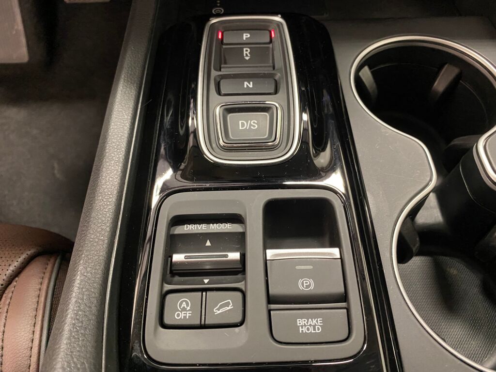 2024 Honda Pilot Elite Platinum White Pearl at Honda North