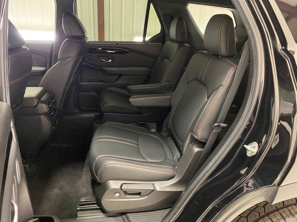 2024 Honda Pilot TrailSport Crystal Black Pearl at Honda North