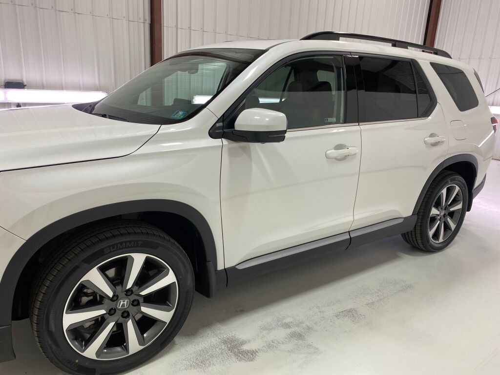 2024 Honda Pilot Elite Platinum White Pearl at Honda North