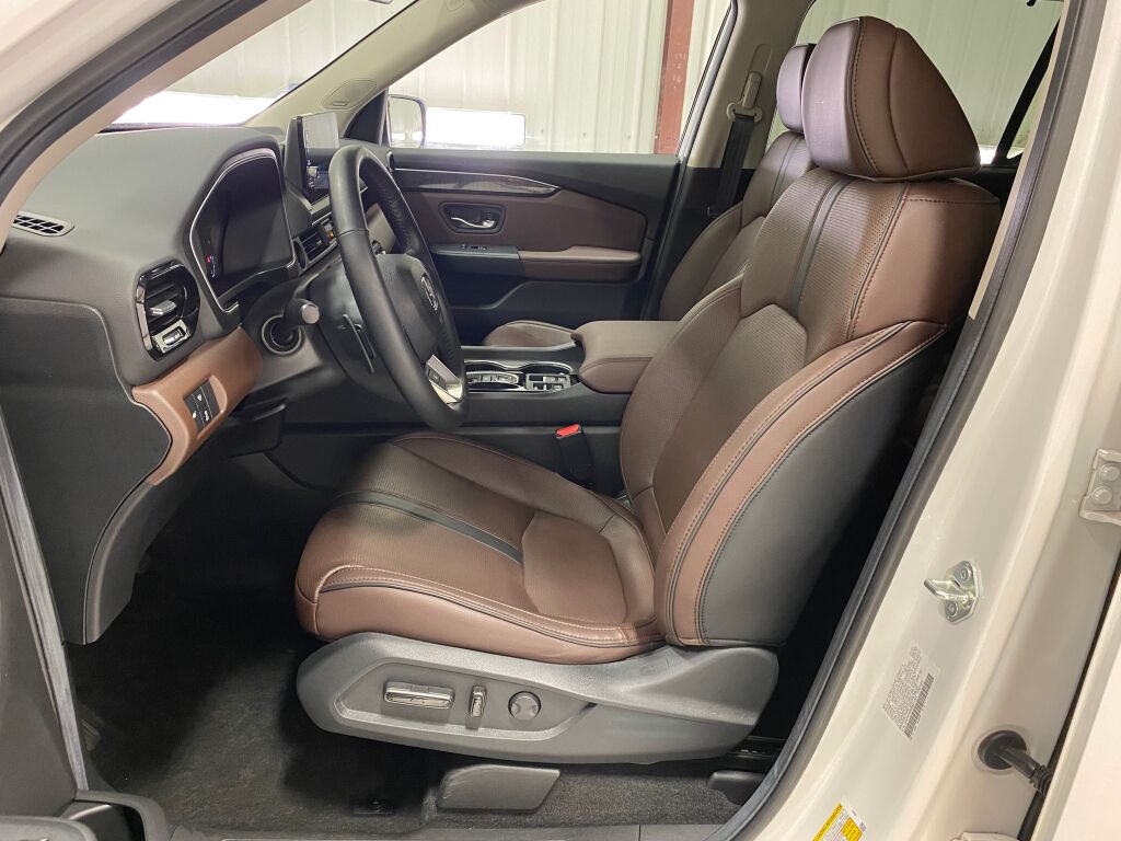 2024 Honda Pilot Elite Platinum White Pearl at Honda North