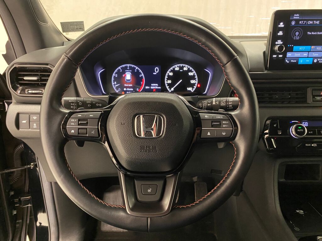 2024 Honda Pilot TrailSport Crystal Black Pearl at Honda North