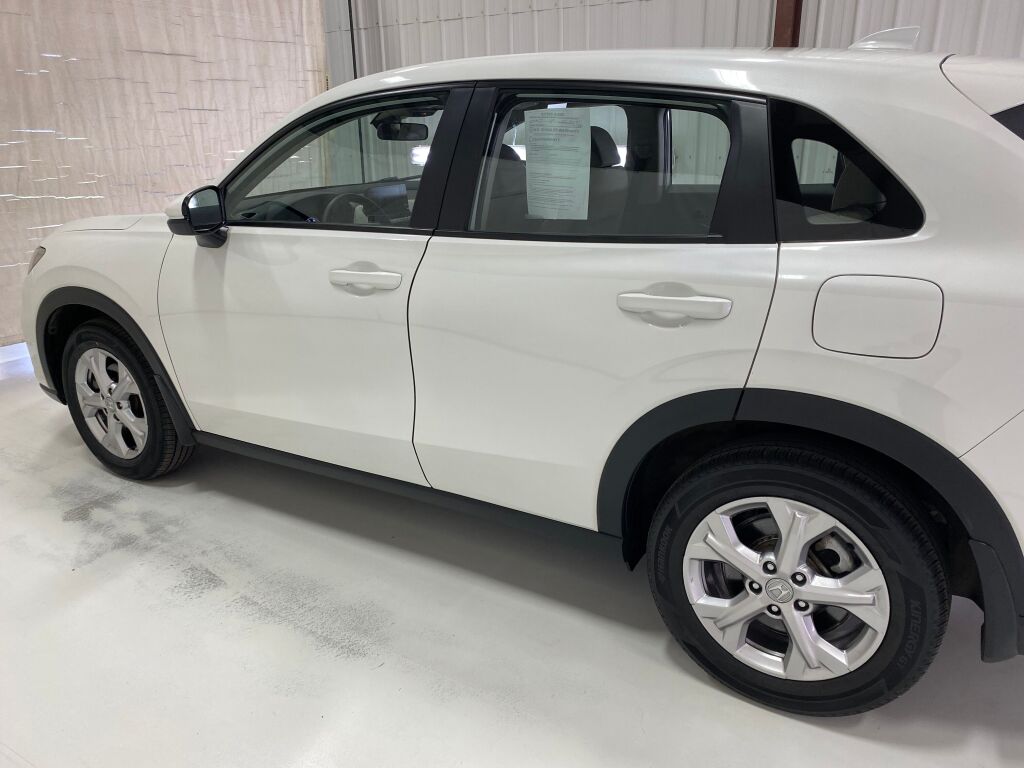 2025 Honda HR-V LX Platinum White Pearl at Honda North