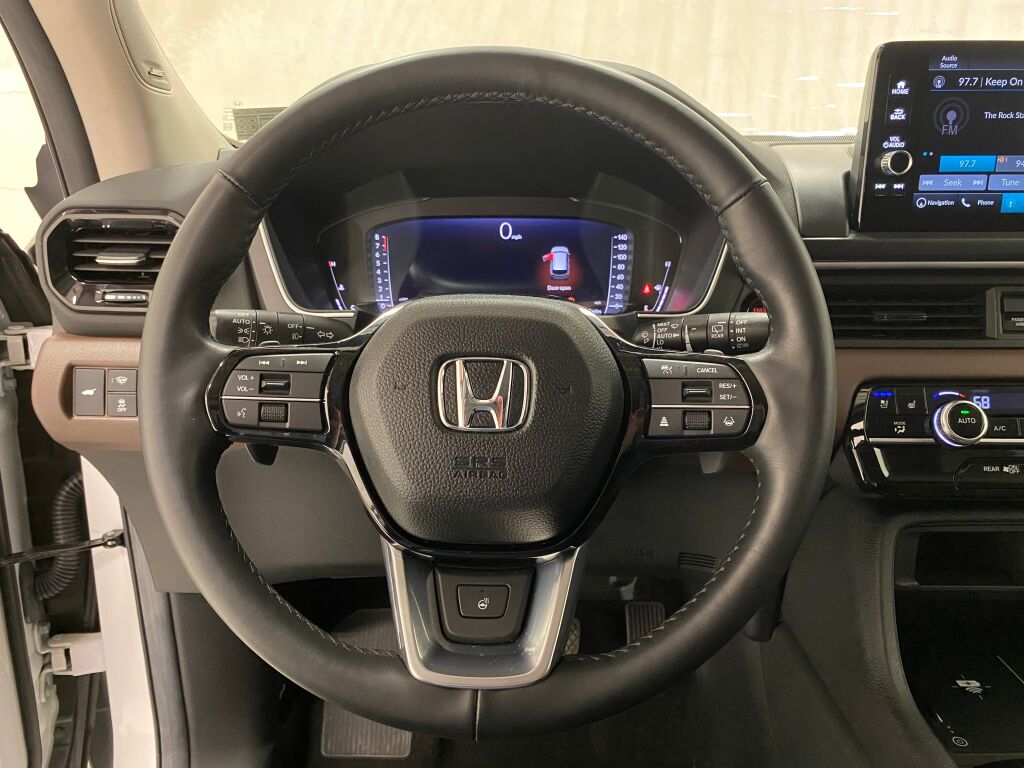 2024 Honda Pilot Elite Platinum White Pearl at Honda North