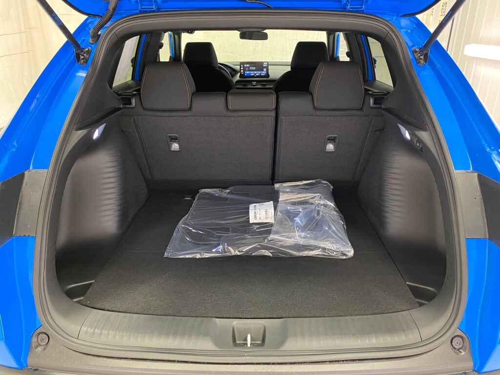 2027 Honda HR-V Sport - 8