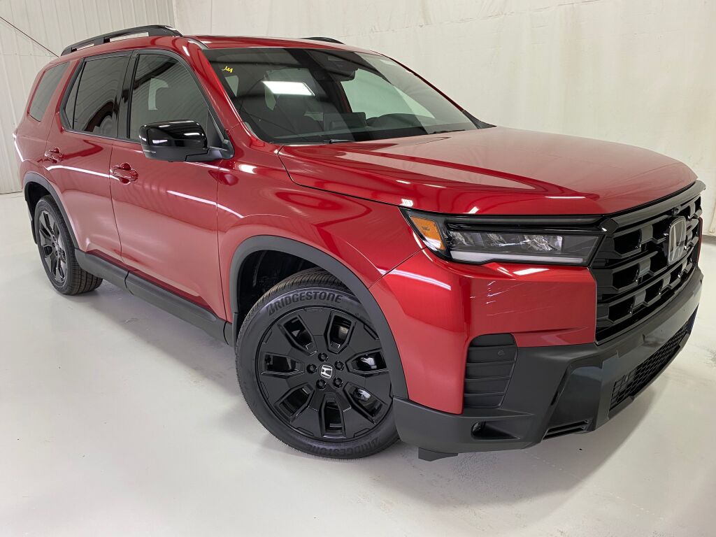 2026 Honda Pilot Black Edition RADIANT RED METALLIC II at Honda North