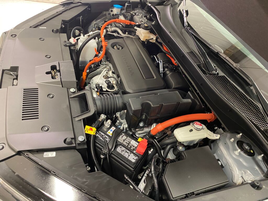 2026 Honda CR-V Hybrid Sport-L URBAN GRAY PEARL at Honda North