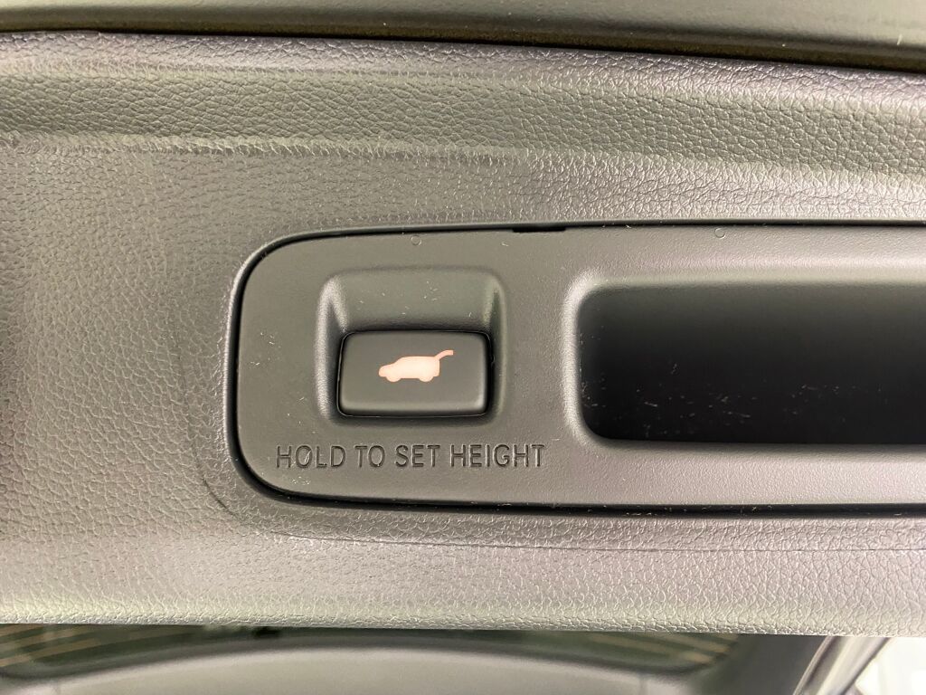 2026 Honda CR-V Hybrid Sport-L CRYSTAL BLACK PEARL at Honda North