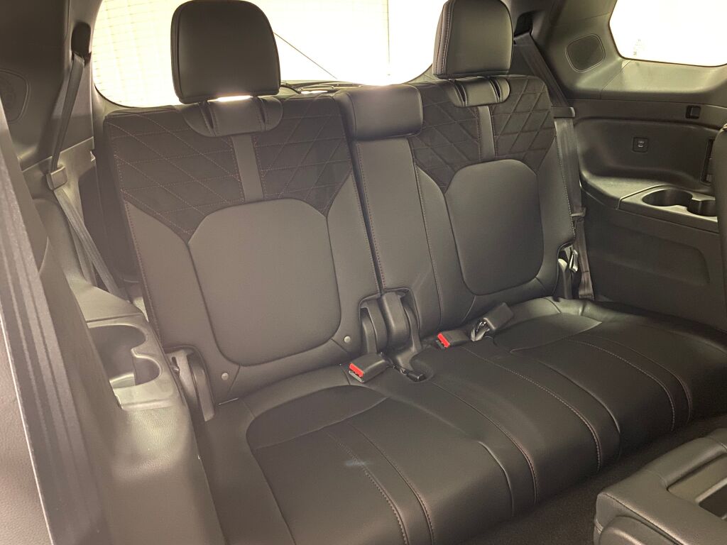 2026 Honda Pilot Black Edition RADIANT RED METALLIC II at Honda North