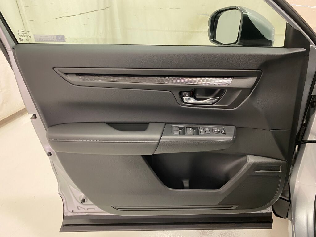 2026 Honda CR-V LX - 11