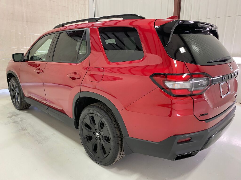 2026 Honda Pilot Black Edition RADIANT RED at Honda North