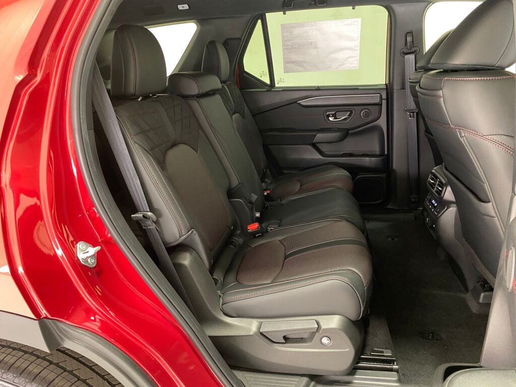 2026 Honda Pilot Black Edition RADIANT RED at Honda North