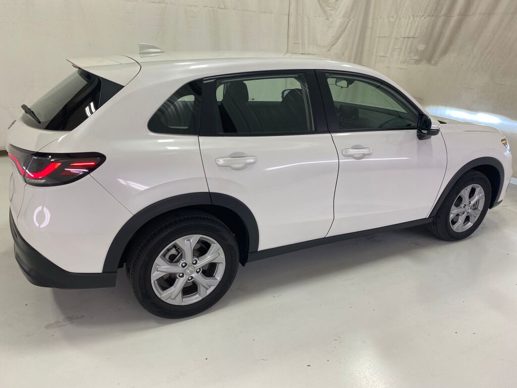 2025 Honda HR-V LX Platinum White Pearl at Honda North