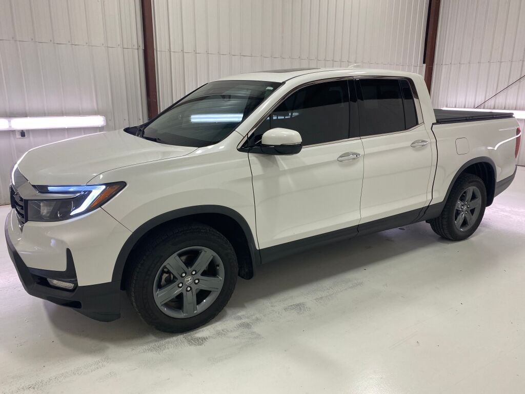 2023 Honda Ridgeline RTL-E Platinum White Pearl at Auto Express Mitsubishi