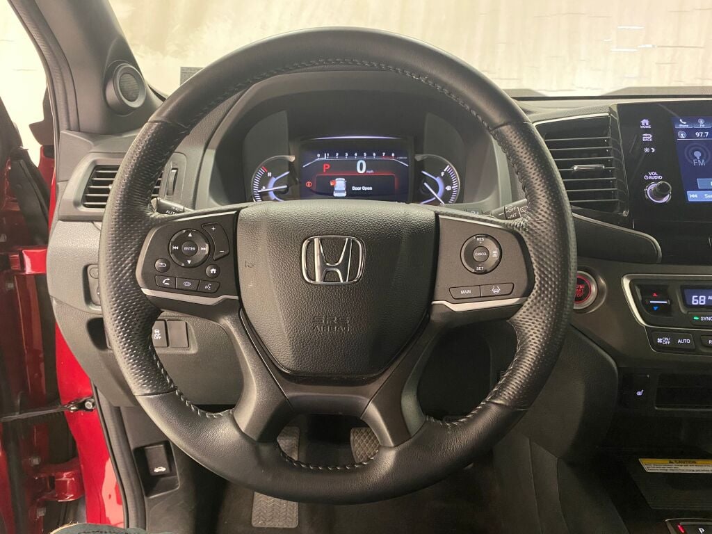 2023 Honda Passport EX-L Radiant Red Metallic II at Honda North
