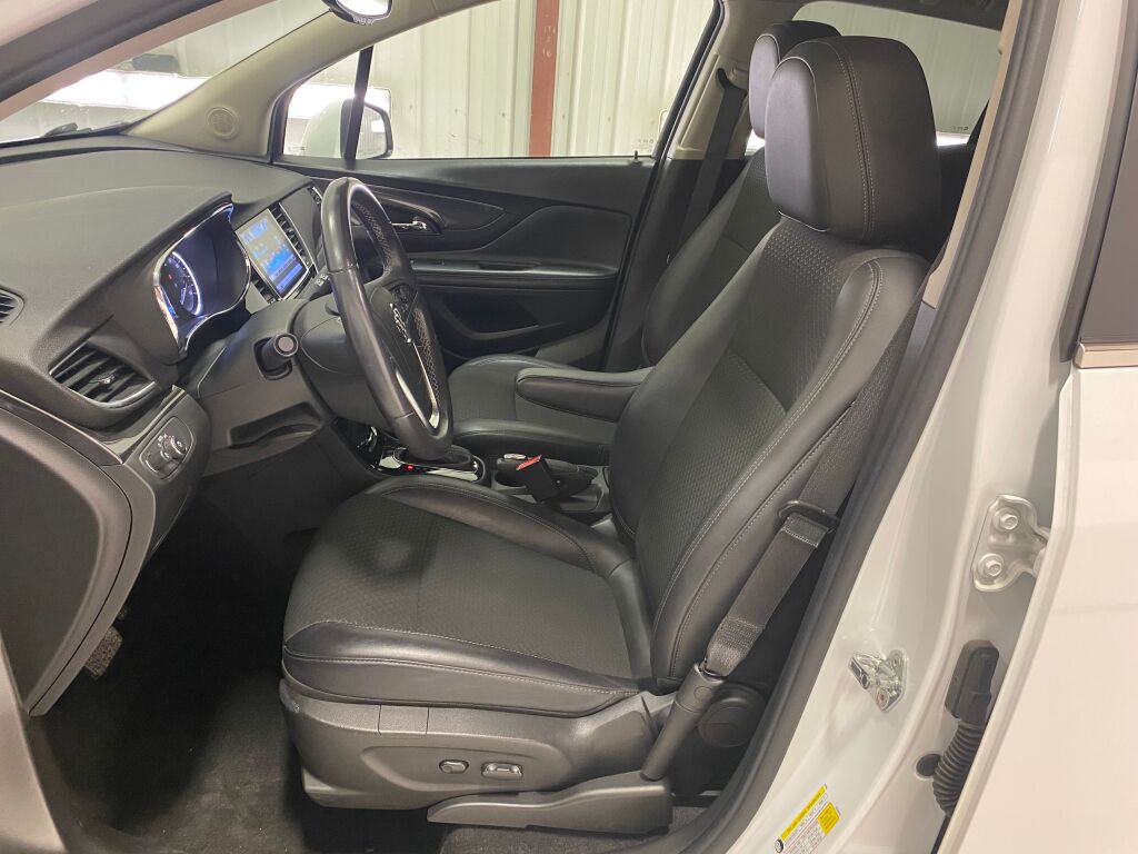 2020 Buick Encore Preferred Summit White at Subaru and VW of Moon Township