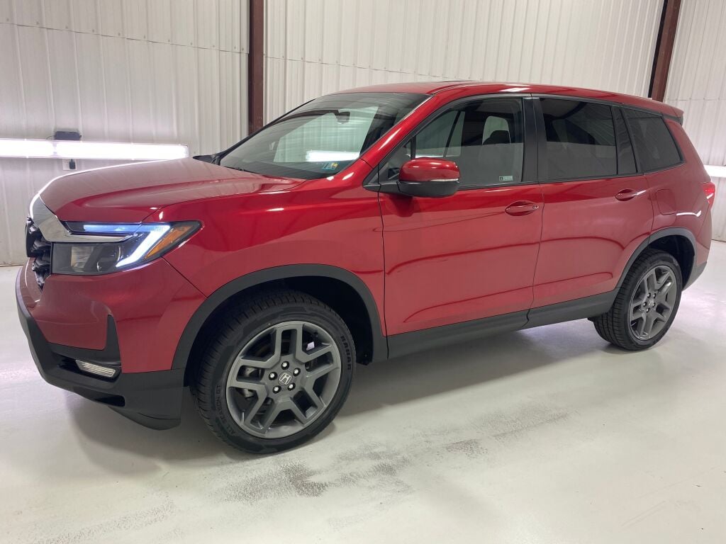 2023 Honda Passport EX-L Radiant Red Metallic II at Honda North