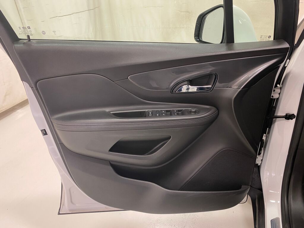 2020 Buick Encore Preferred Summit White at Subaru and VW of Moon Township