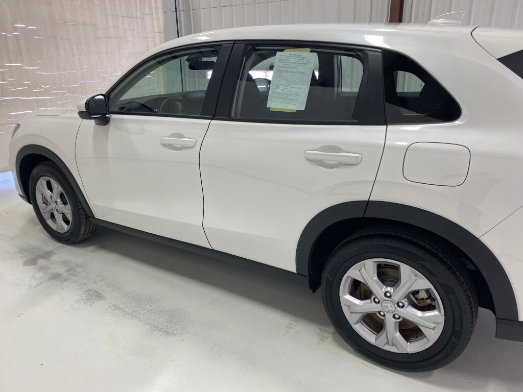 2025 Honda HR-V LX Platinum White Pearl at Honda North
