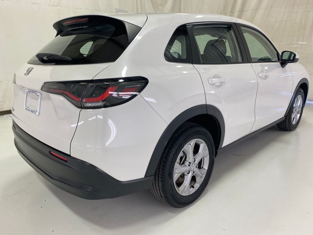 2025 Honda HR-V LX Platinum White Pearl at Honda North