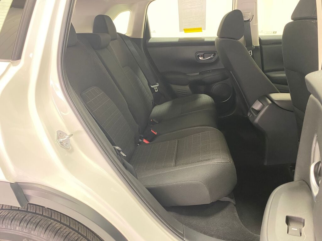 2025 Honda HR-V LX Platinum White Pearl at Honda North