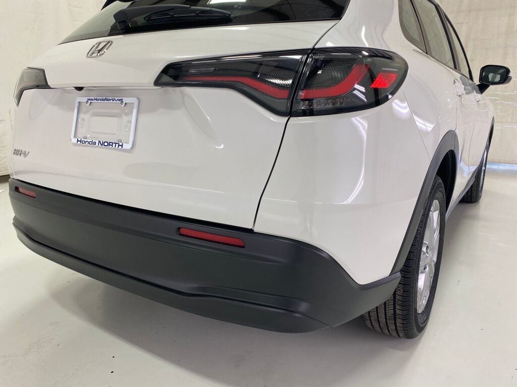 2025 Honda HR-V LX Platinum White Pearl at Honda North