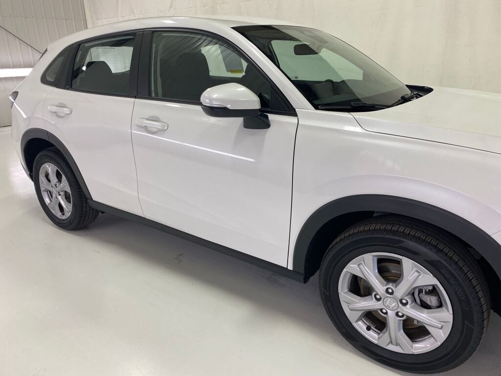 2025 Honda HR-V LX Platinum White Pearl at Honda North