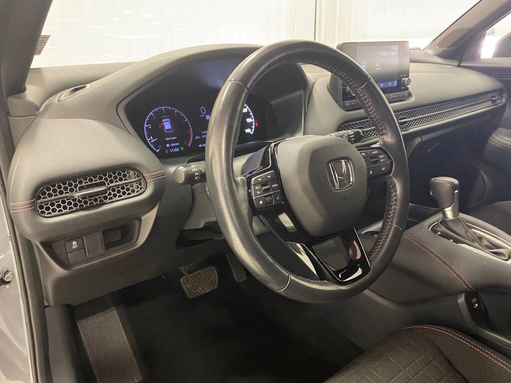 2024 Honda HR-V Sport Urban Gray Pearl at Honda North