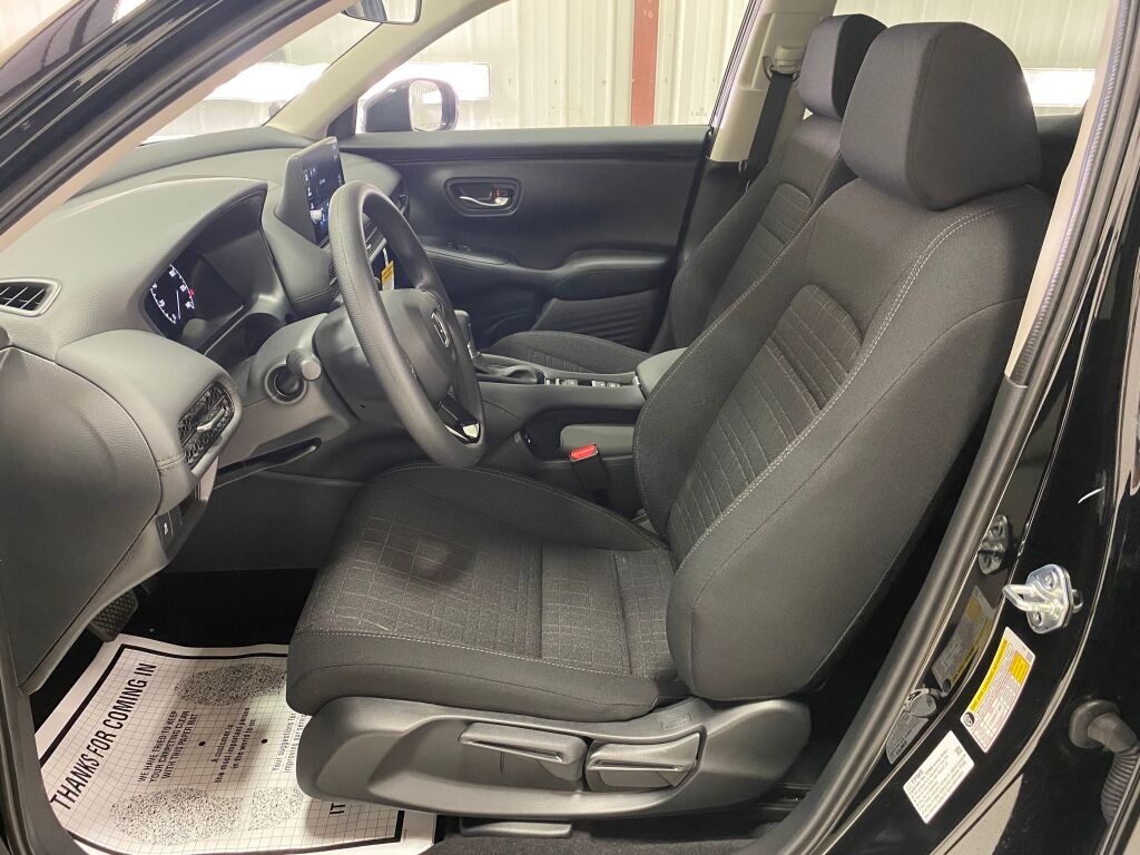 2027 Honda HR-V LX - 10