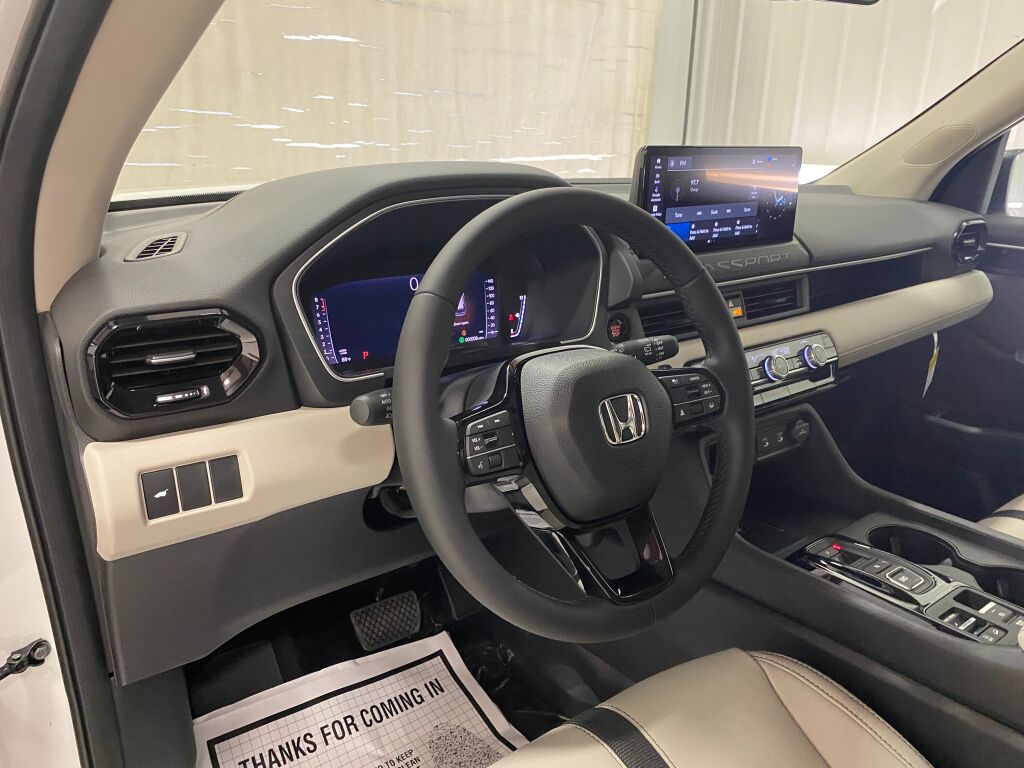 2026 Honda Passport RTL Towing PLATINUM WHITE PEARL at Altoona Honda