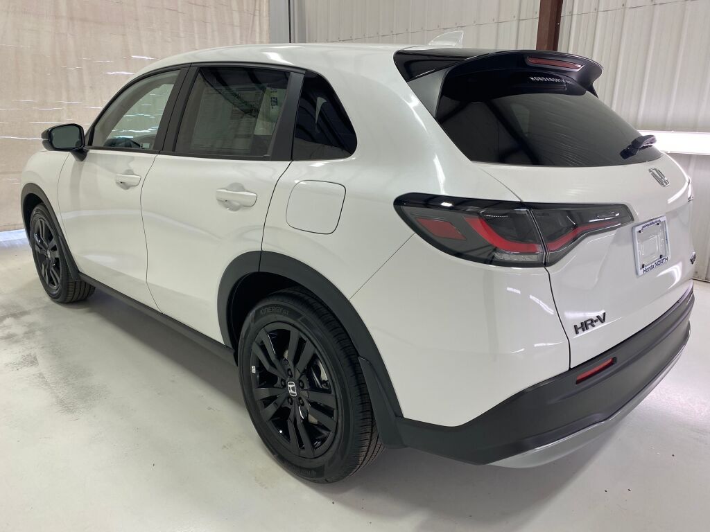 2027 Honda HR-V Sport - 3