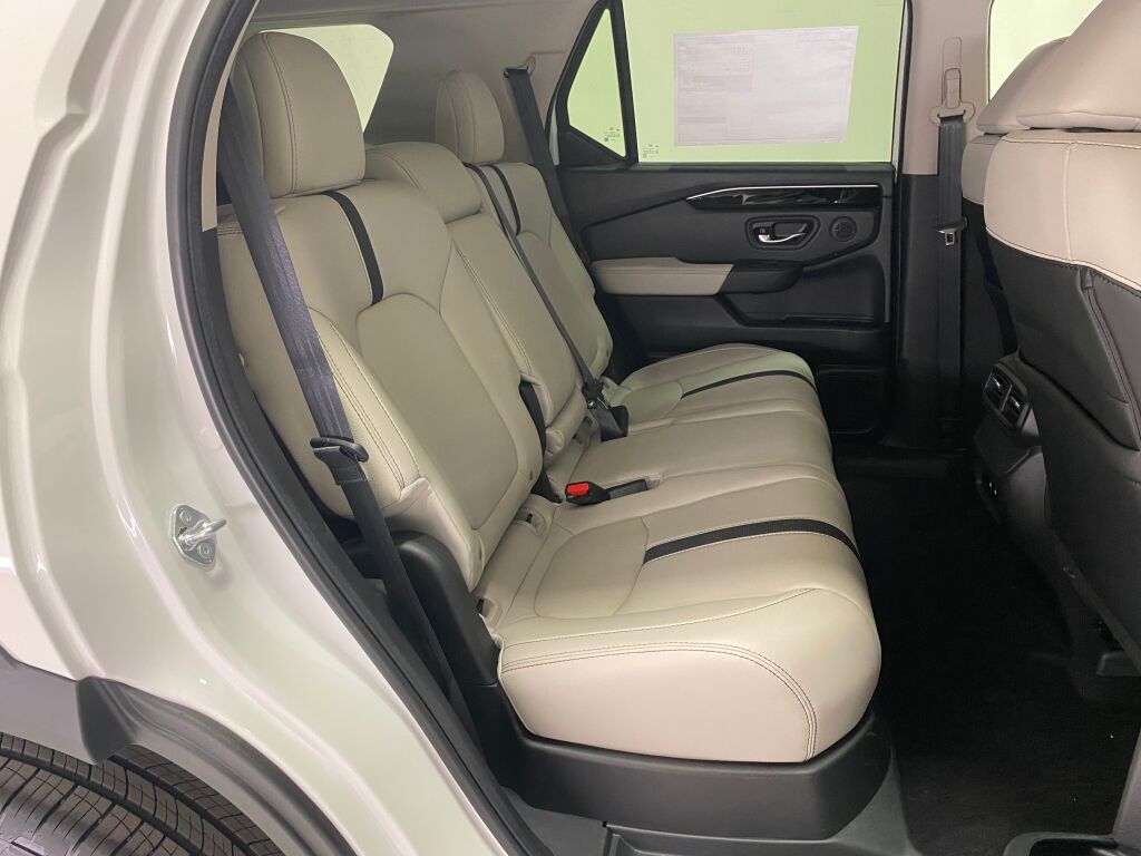 2026 Honda Passport RTL Towing PLATINUM WHITE PEARL at Altoona Honda