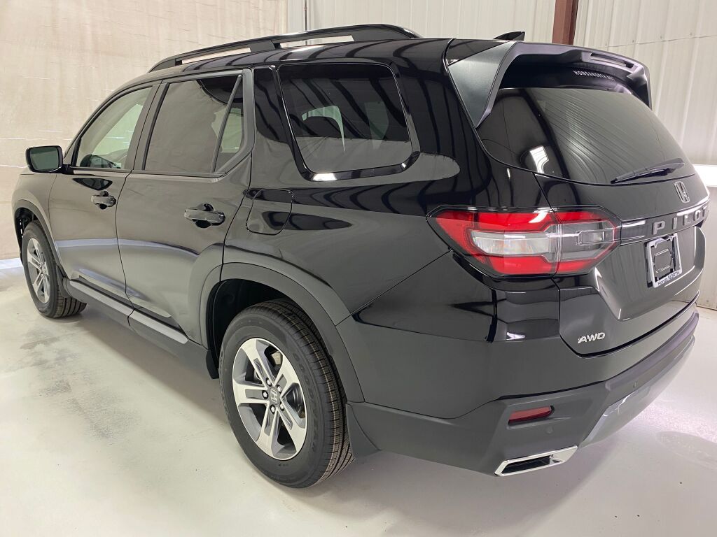 2026 Honda Pilot EX-L CRYSTAL BLACK PEARL at Honda North