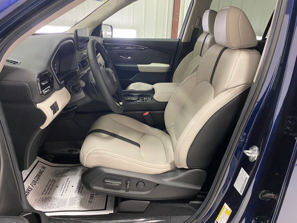 2026 Honda Passport RTL OBSIDIAN BLUE PEARL at Altoona Honda