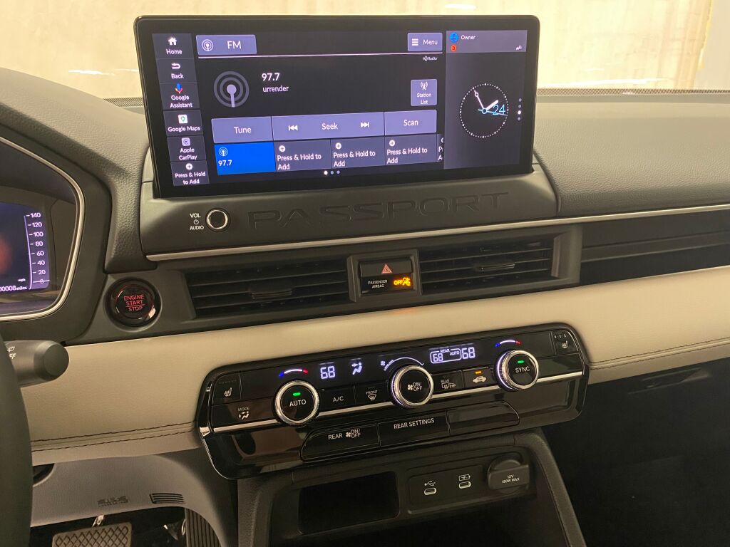 2026 Honda Passport RTL Towing PLATINUM WHITE PEARL at Altoona Honda
