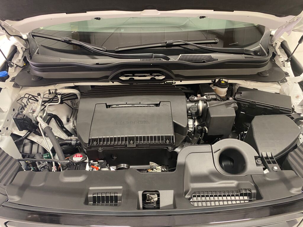 2026 Honda Passport RTL Towing PLATINUM WHITE PEARL at Altoona Honda