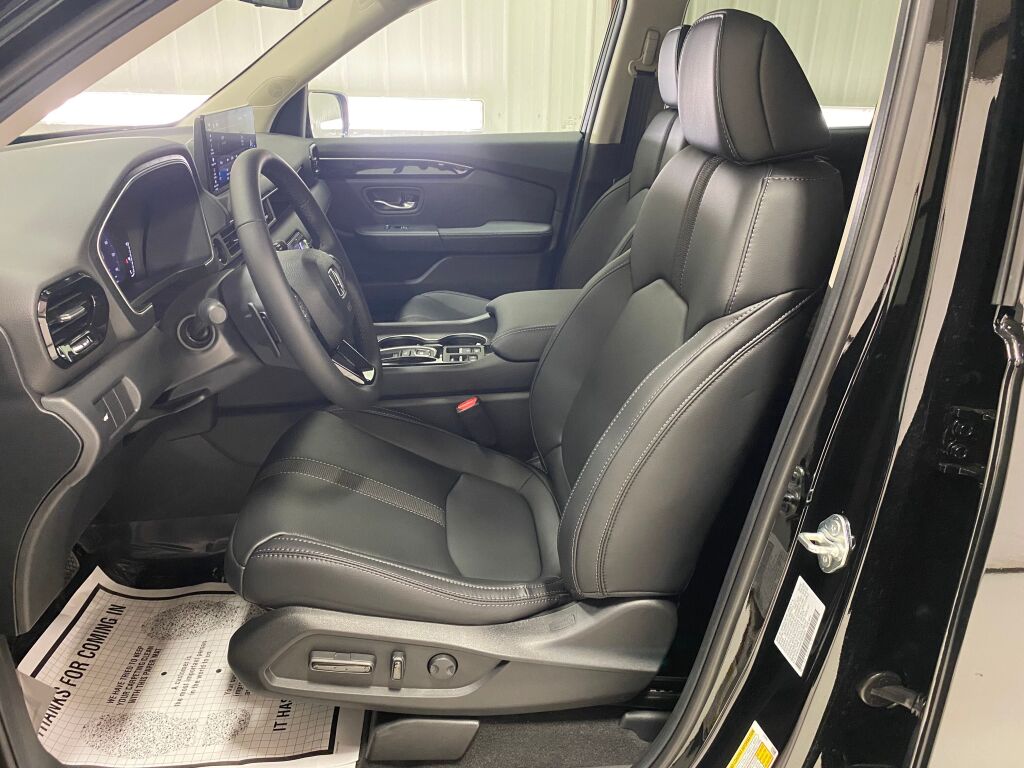 2026 Honda Pilot EX-L CRYSTAL BLACK PEARL at Honda North