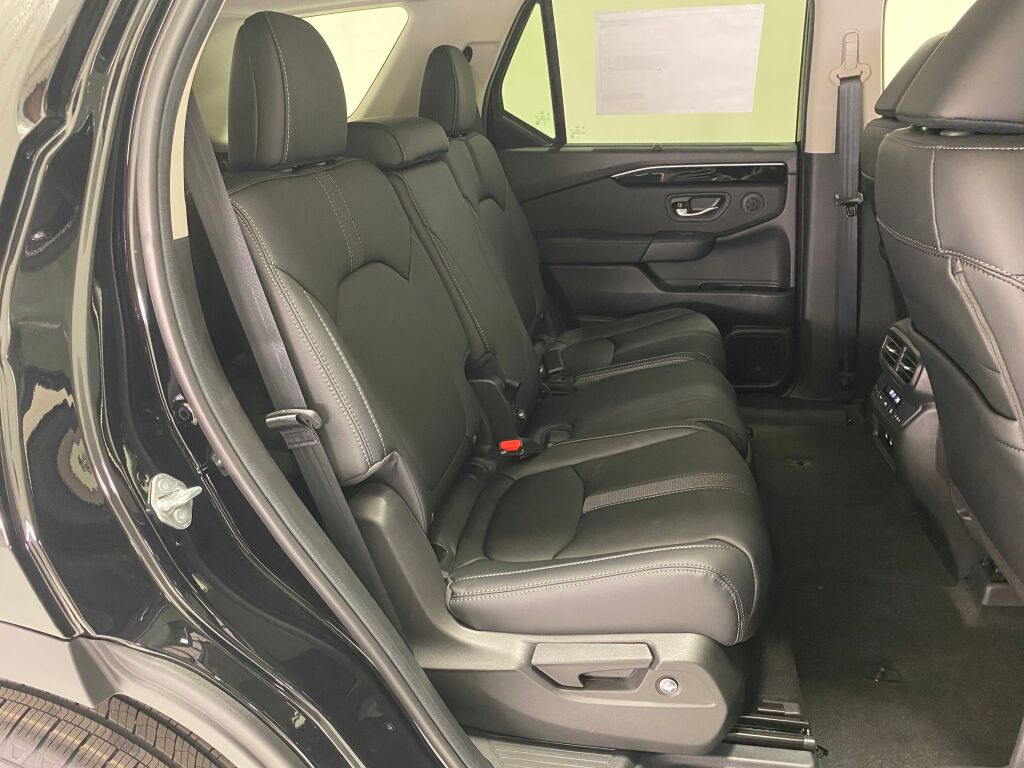 2026 Honda Pilot EX-L CRYSTAL BLACK PEARL at Honda North