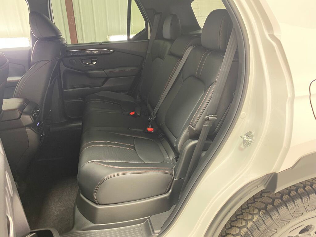 2026 Honda Passport TrailSport Elite Blackout - 11