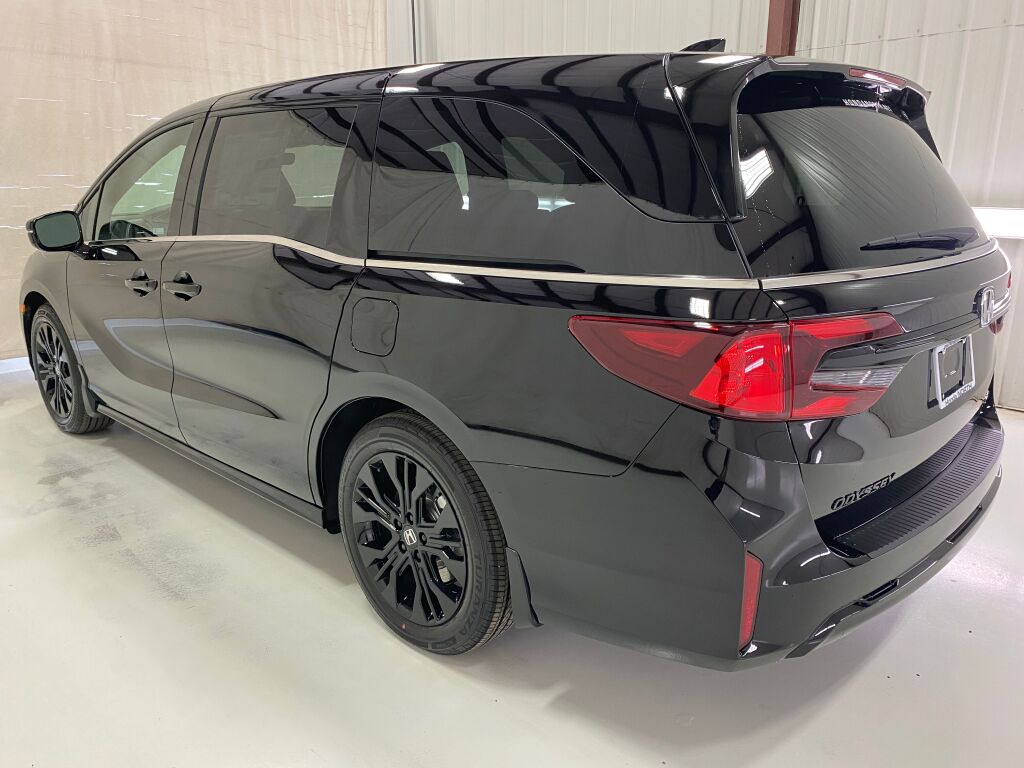 2026 Honda Odyssey Sport-L CRYSTAL BLACK PEARL at Honda North