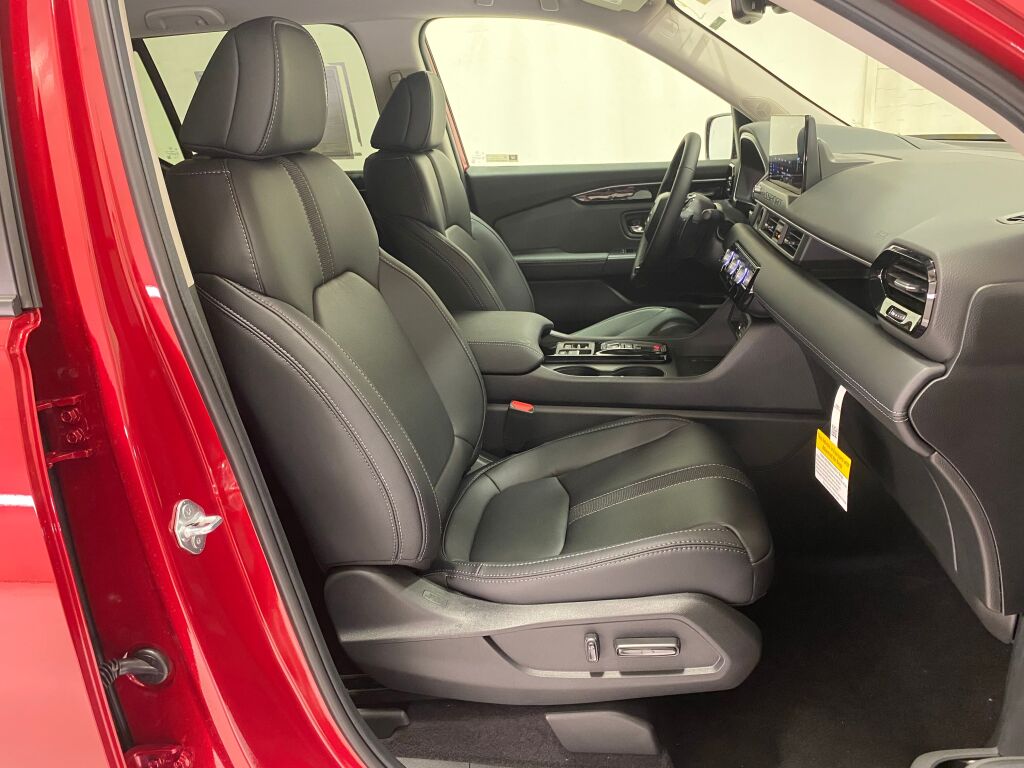 2026 Honda Passport RTL Towing RADIANT RED METALLIC II at Altoona Honda