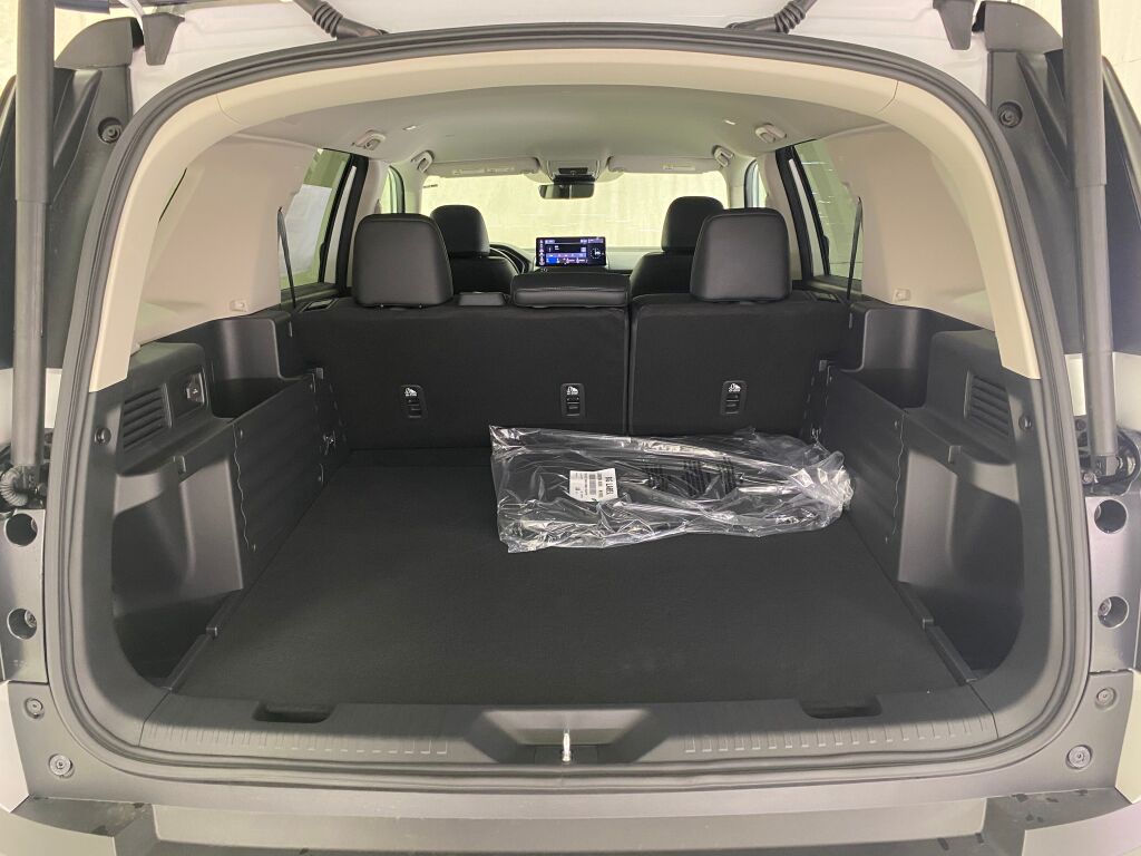 2026 Honda Passport RTL PLATINUM WHITE PEARL at Altoona Honda