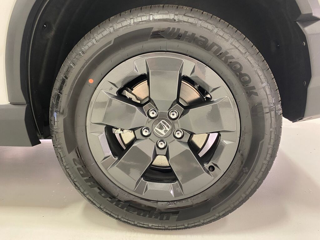 2026 Honda Passport RTL PLATINUM WHITE PEARL at Altoona Honda