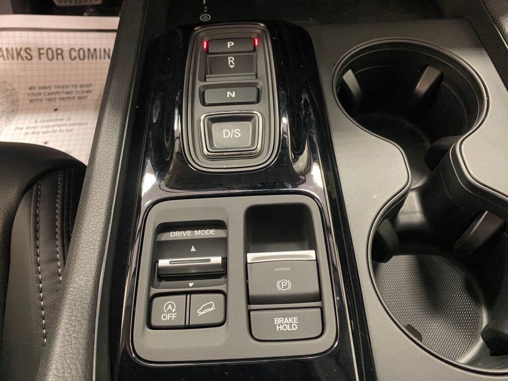 2026 Honda Passport RTL PLATINUM WHITE PEARL at Altoona Honda