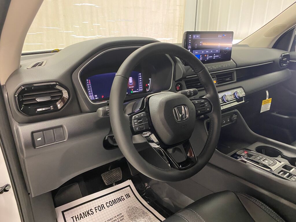 2026 Honda Passport RTL PLATINUM WHITE PEARL at Altoona Honda