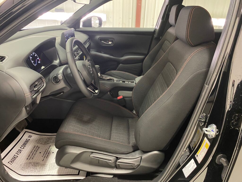 2027 Honda HR-V Sport - 10