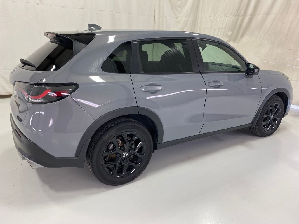 2024 Honda HR-V Sport Urban Gray Pearl at Honda North